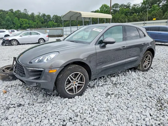 2018 Porsche Macan