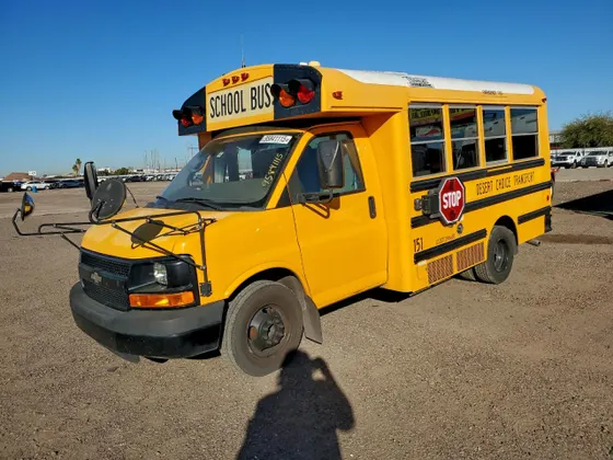 2011 Chevrolet Express Commercial Cutaway 3500