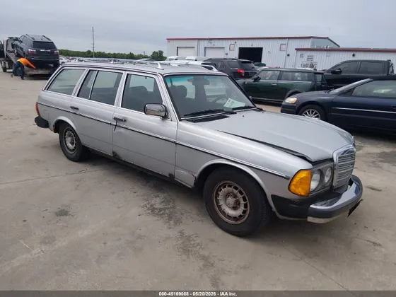 1983 Mercedes-Benz 300 TDT