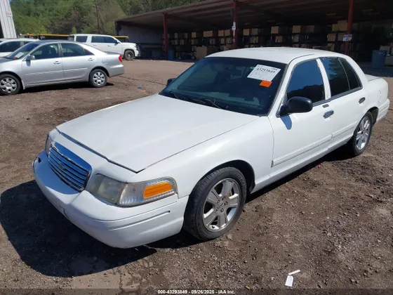 2010 Ford Crown Victoria LX