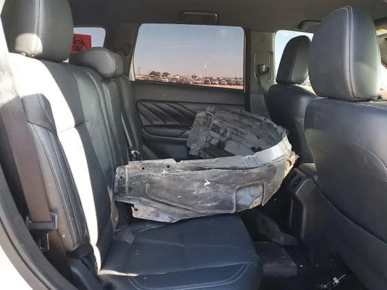 2022 Mitsubishi Outlander PHEV SEL