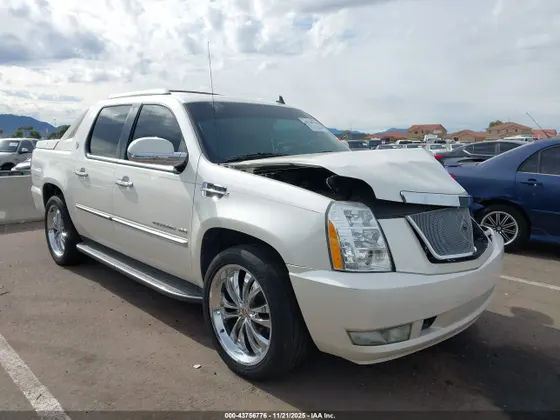 2010 Cadillac Escalade EXT Luxury