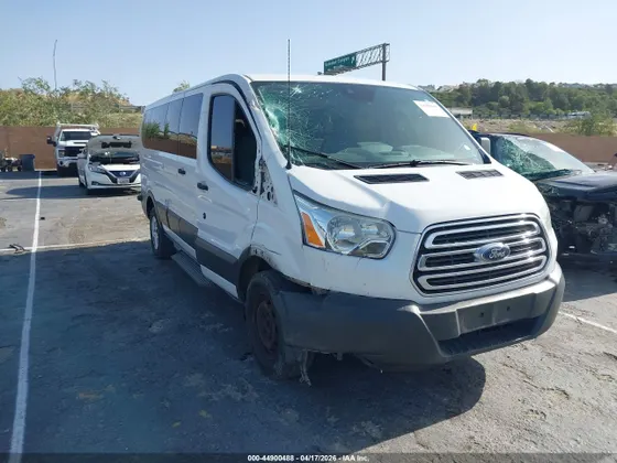 2015 Ford Transit Wagon XLT