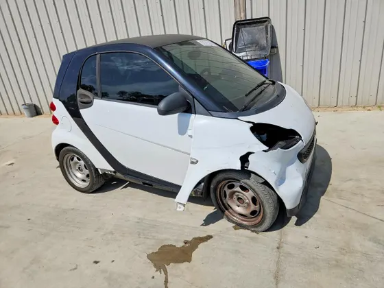 2013 smart fortwo Pure