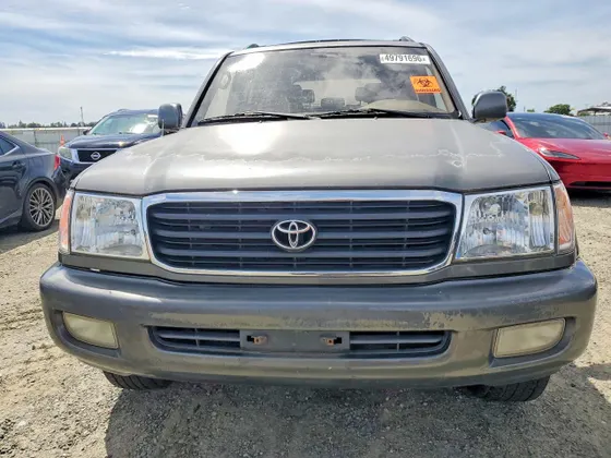 2002 Toyota Land Cruiser