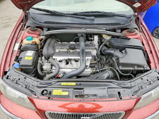 2002 Volvo V70