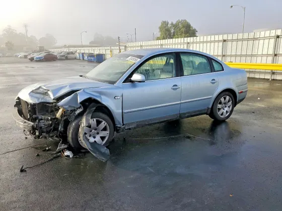 2001 Volkswagen New Passat GLX