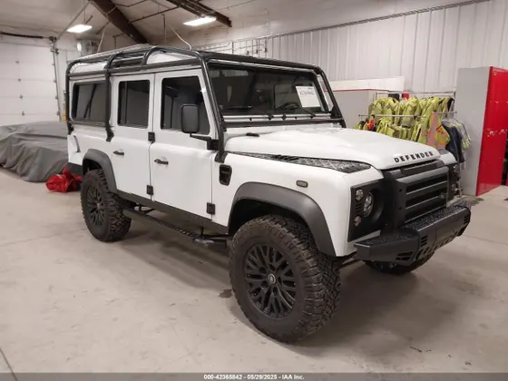 1984 Land Rover Defender