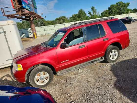 2005 Ford Explorer XLT