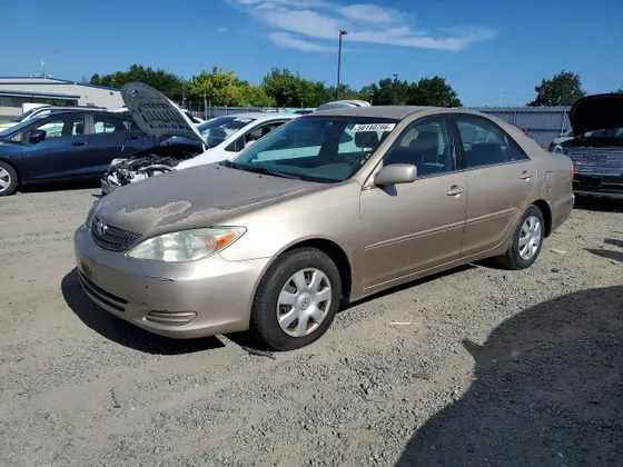 2003 Toyota Camry LE