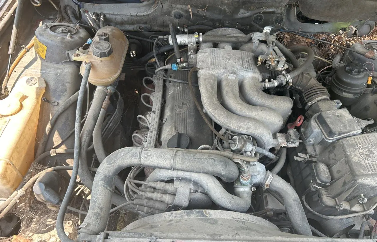 1987 BMW 528 - 533 - 633 - 733 528E