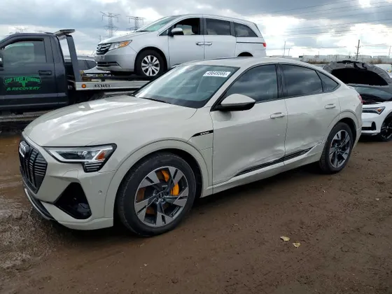2022 Audi e-tron Sportback S line Prestige