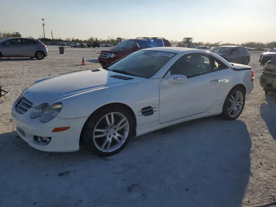 2008 Mercedes-Benz SL-Class V8