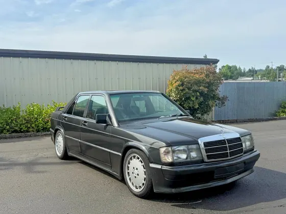 1987 Mercedes-Benz 190 Series 190E