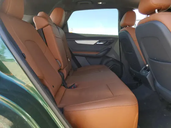 2023 VinFast VF 8 Plus