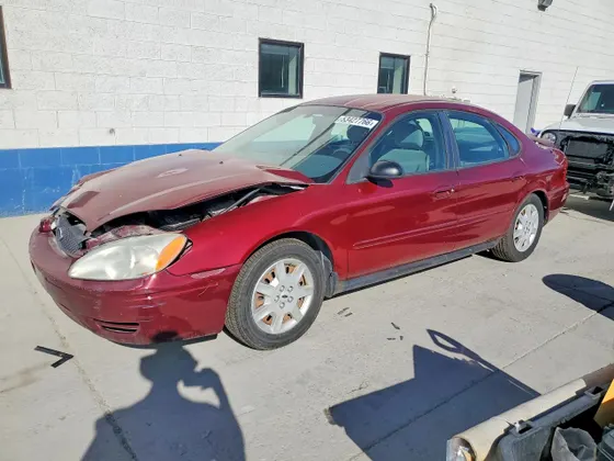 2006 Ford Taurus SE