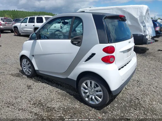 2012 smart fortwo Pure