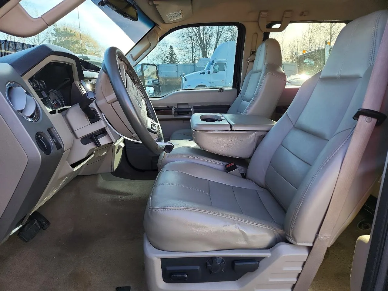 2008 Ford Super Duty F-350 DRW XL