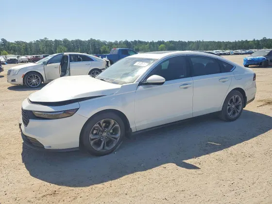 2023 Honda Accord Sedan EX