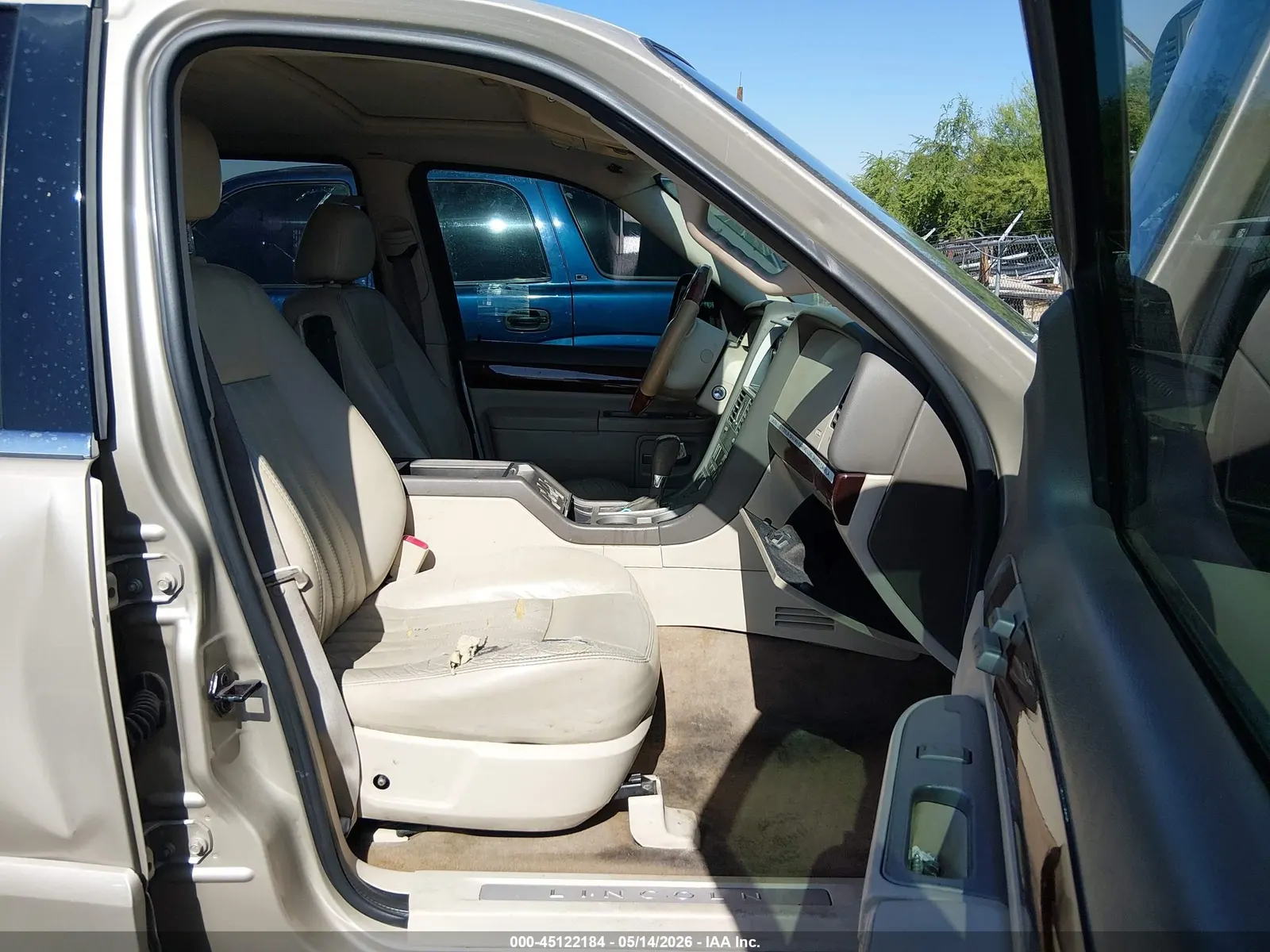 2004 Lincoln Aviator Luxury
