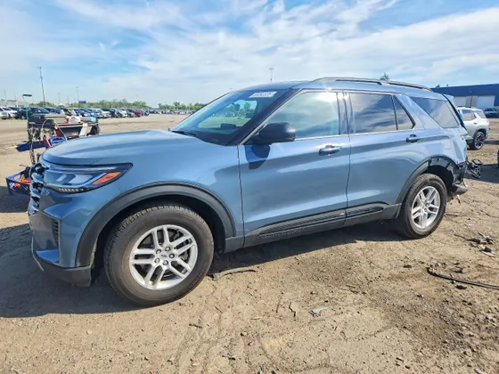 2026 Ford Explorer Active w/100A Pkg
