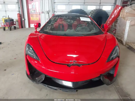 2017 McLaren 570GT