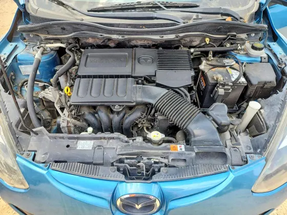 2011 Mazda Mazda2 Touring
