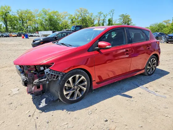 2016 Scion iM