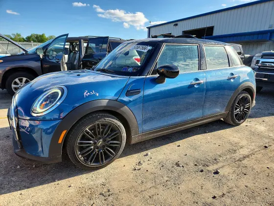 2022 MINI Hardtop 4 Door Cooper
