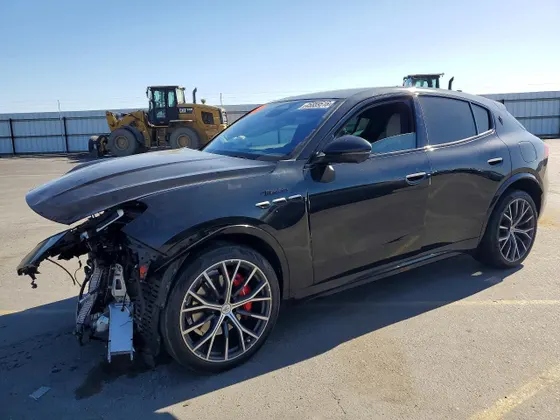 2023 Maserati Grecale Modena