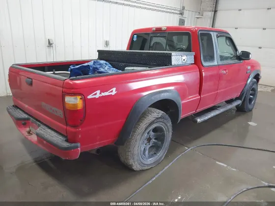2002 Mazda B-Series 4WD Truck SE