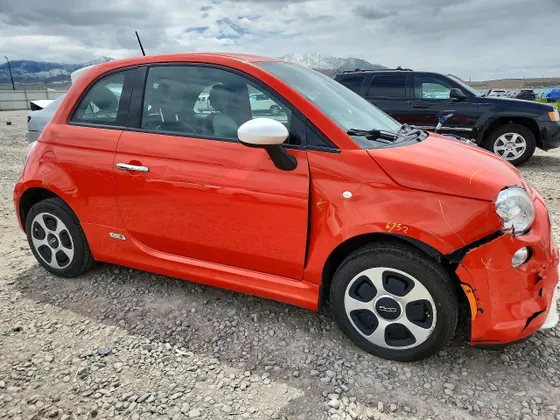 2015 FIAT 500e 500