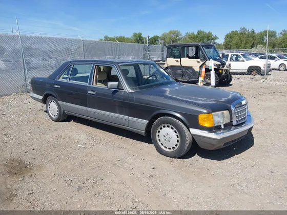 1987 Mercedes-Benz 420 Series 420SEL