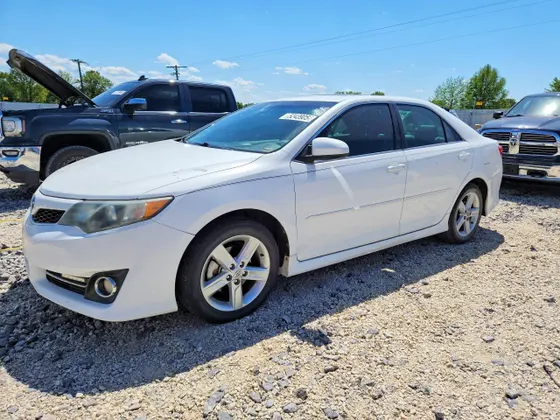 2013 Toyota Camry SE