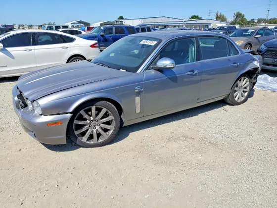 2008 Jaguar XJ Vanden Plas