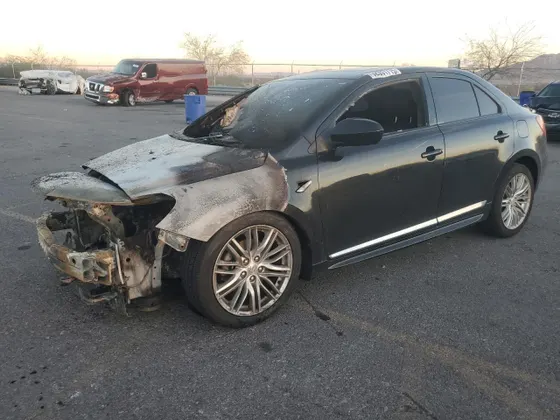 2011 Suzuki Kizashi SLS Sport