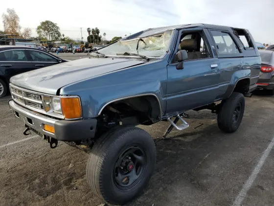 1989 Toyota 4Runner VN66 SR5