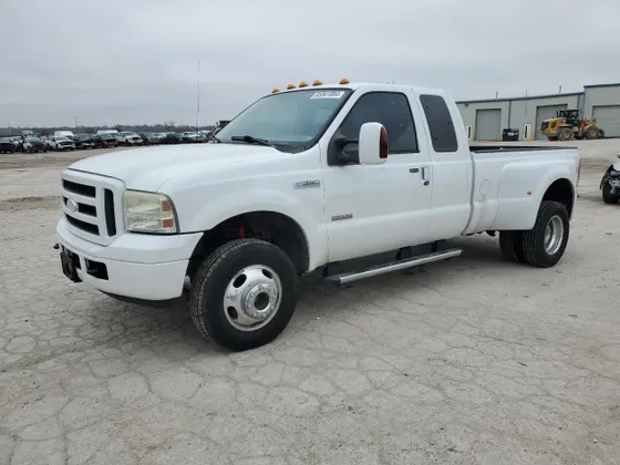 2007 Ford Super Duty F-350 DRW XL