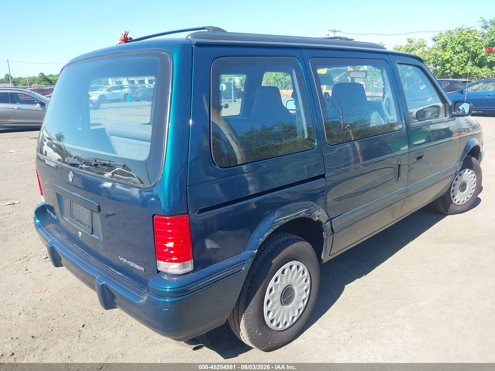 1994 Plymouth Voyager