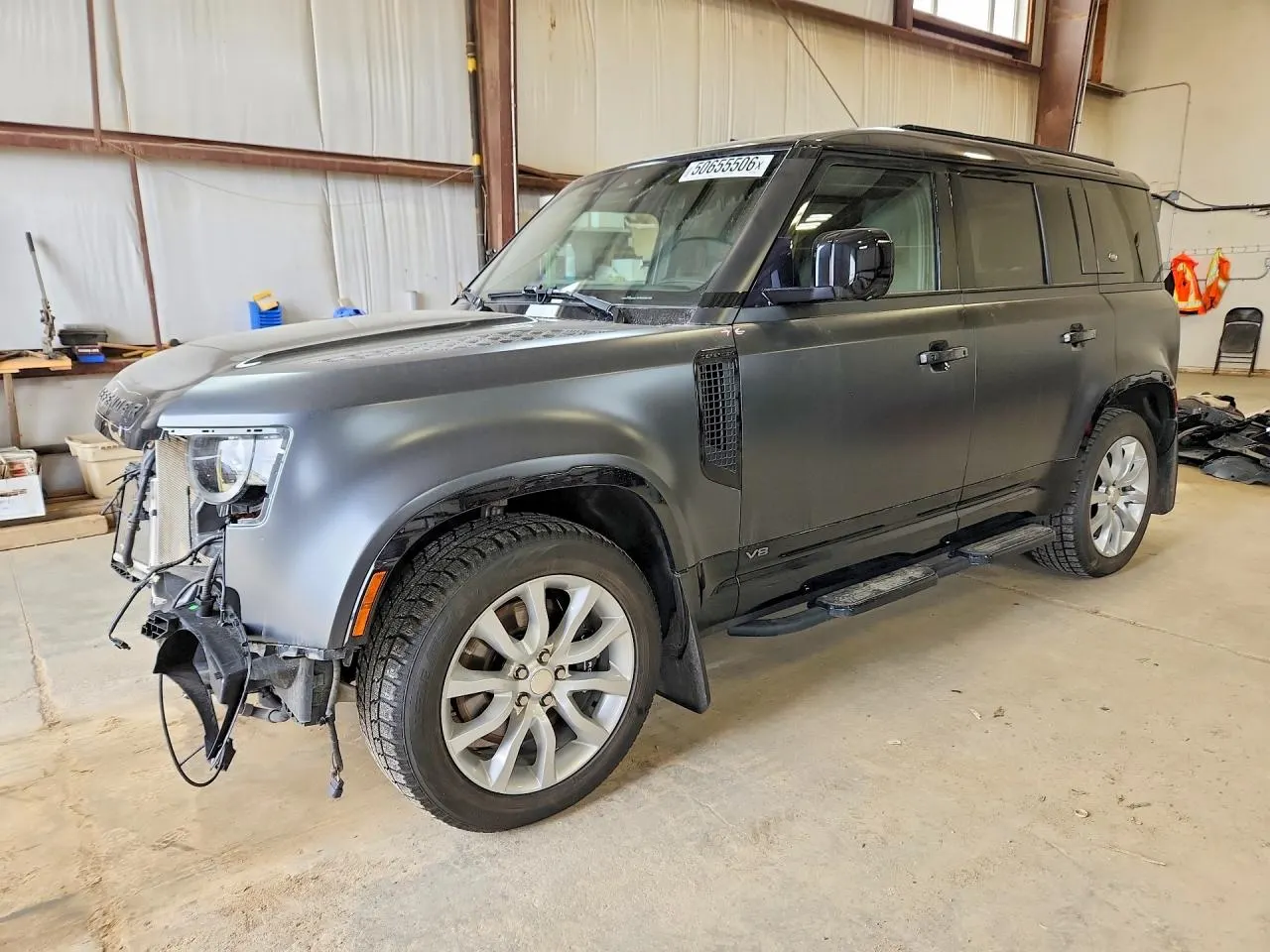 2023 Land Rover Defender V8