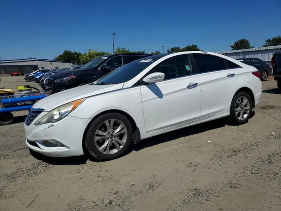 2013 Hyundai Sonata SE