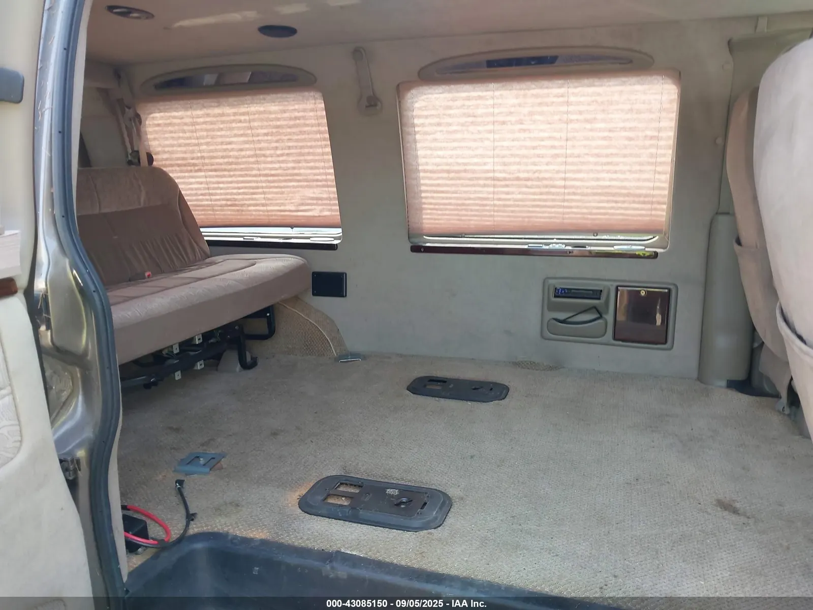 2002 GMC SAVANA CARGO STANDARD