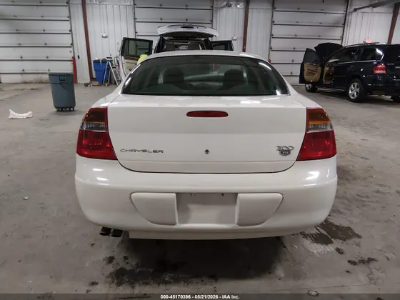 2004 Chrysler 300M