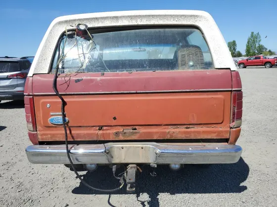 1985 Ford Bronco 4WD Custom