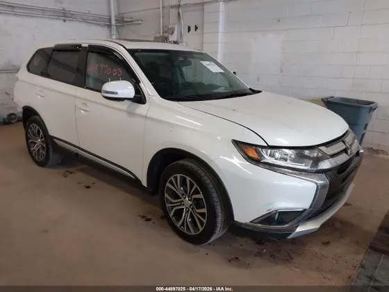 2017 Mitsubishi Outlander SE