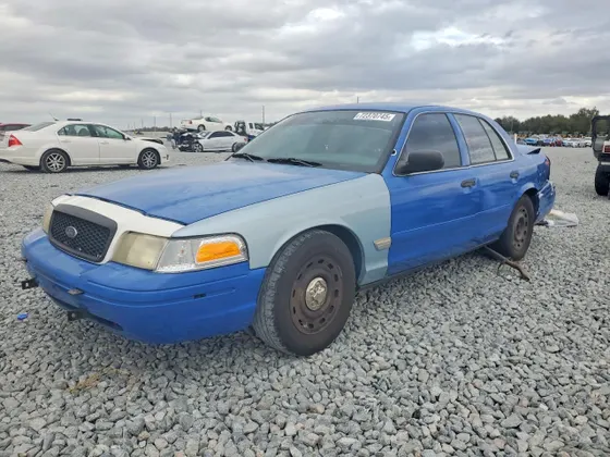 2004 Ford Police Interceptor Base w/3.27 Axle