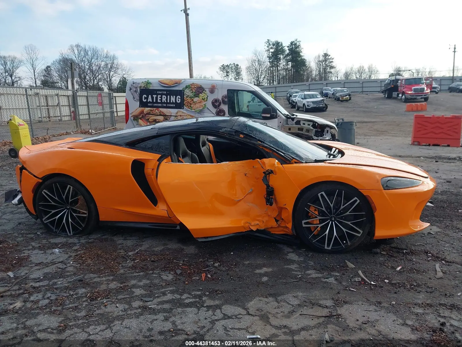 2023 McLaren GT