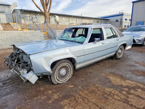 1990 Ford Crown Victoria LX