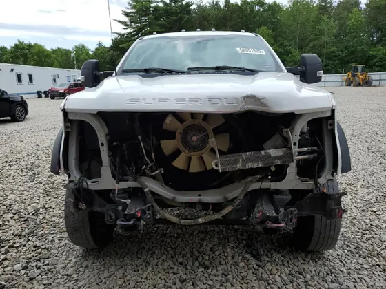 2022 Ford F-550 SUPER DUTY