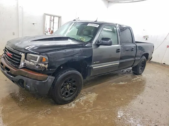 2005 GMC Sierra Denali SIERRA